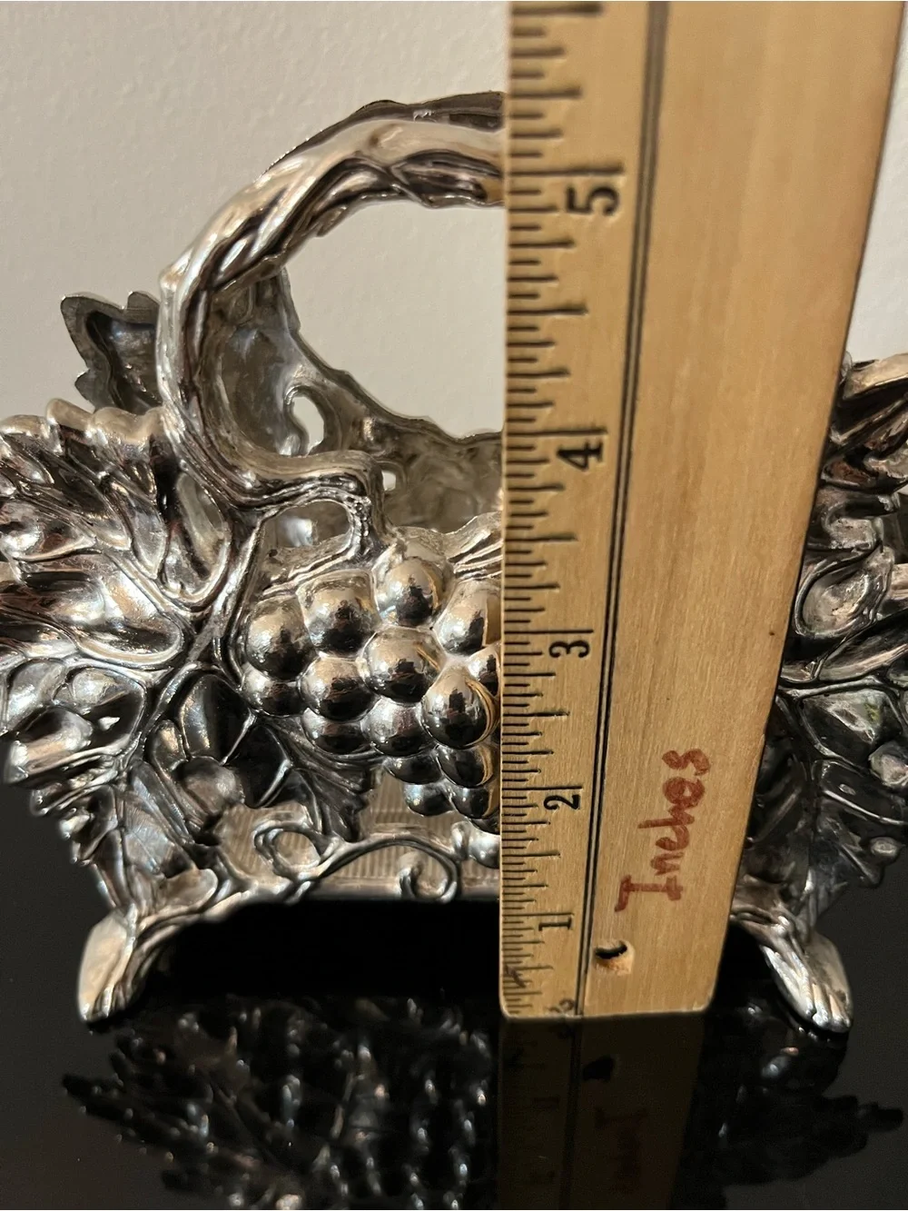 Vintage Silver Plated Napkin Holder w/ Ornate Grape & Leaves Design